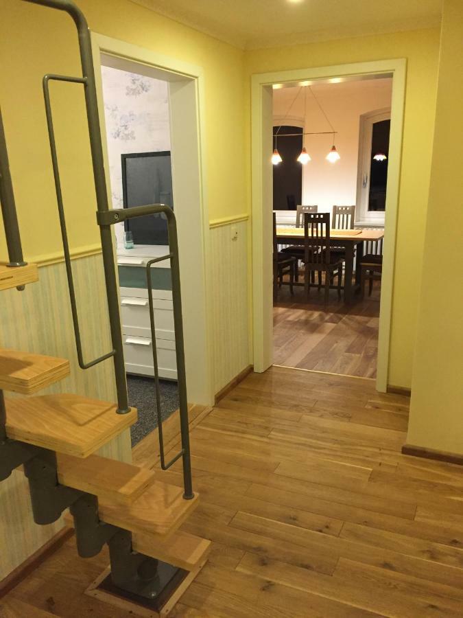 Exklusive Ferienwohnungen Im Gutshaus Viezen Bernitt Экстерьер фото
