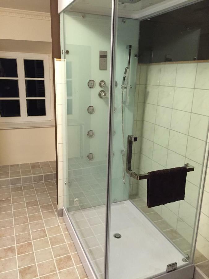Exklusive Ferienwohnungen Im Gutshaus Viezen Bernitt Экстерьер фото